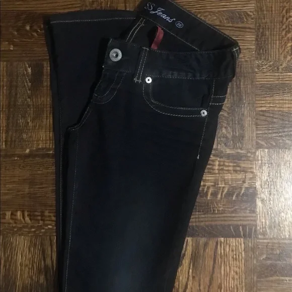 Guess Jeans - Picture 5 of 6